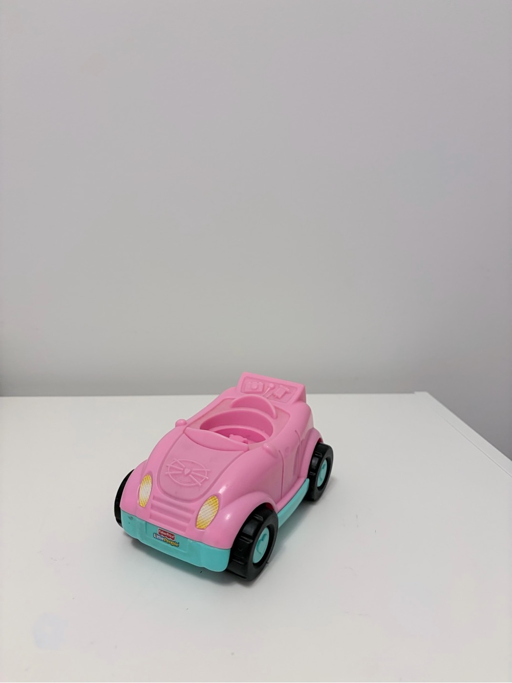 Fisher Price Little People Animalville Kitty Newzhour Car